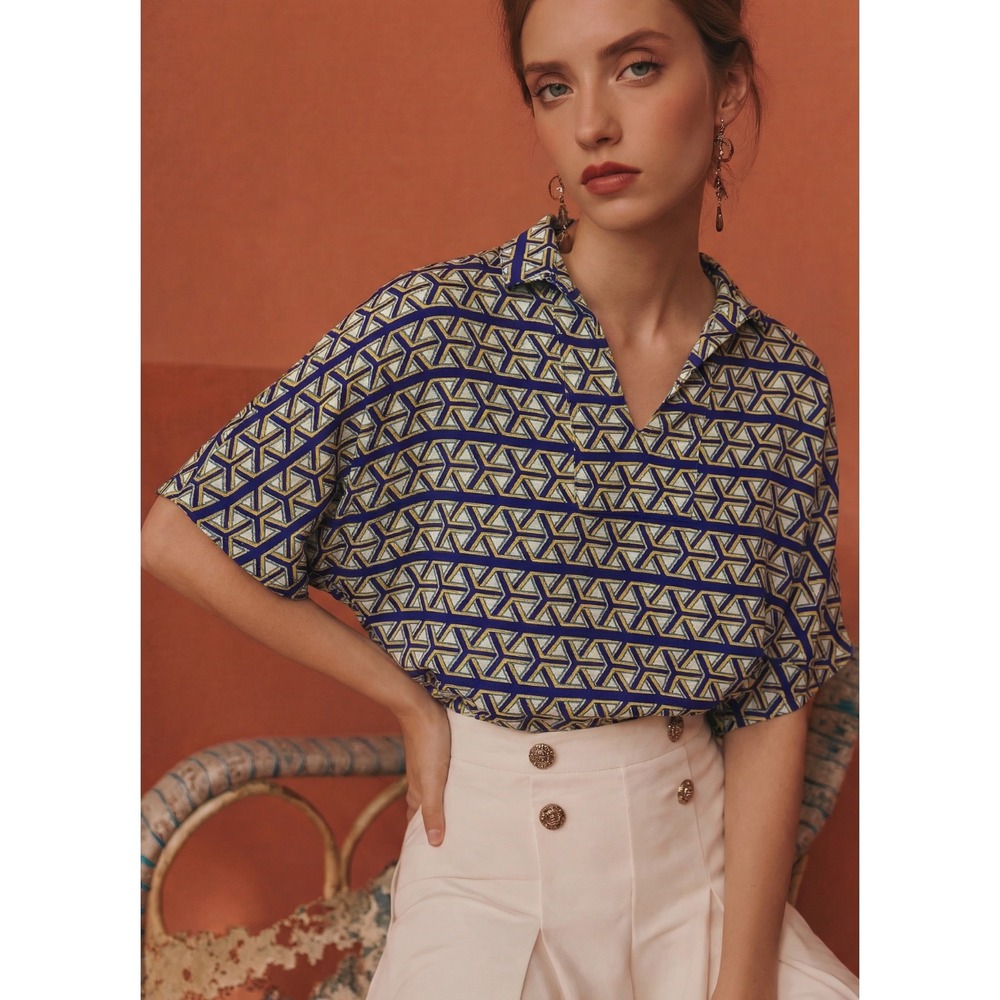 Bianca Coletti 100% Silk Geometric Print V‑Neck Blouse Blue Yellow White Medium